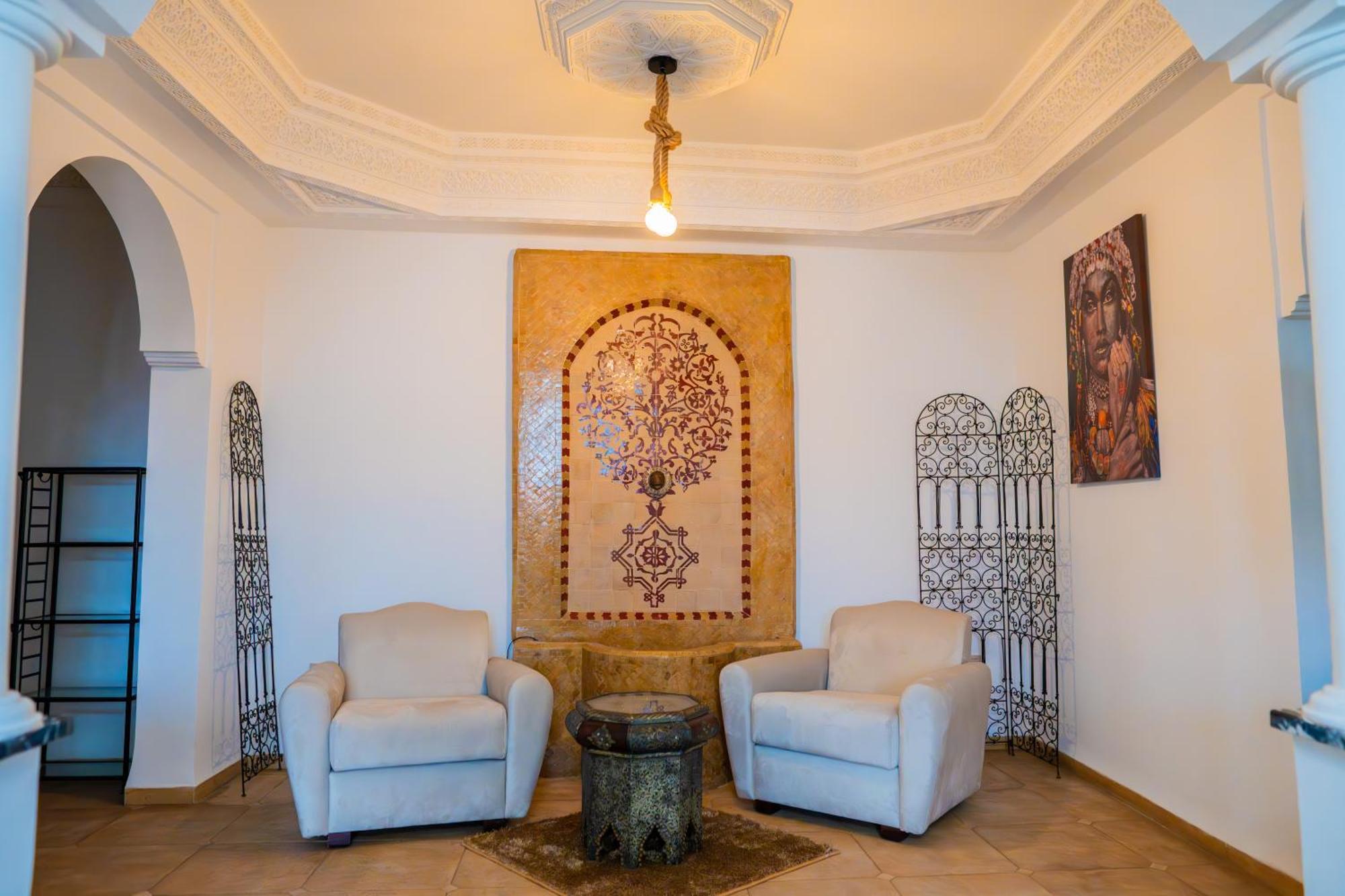 Charming Art-inspired Appartement *