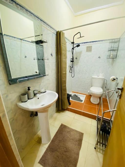 Appartement Bel Fonctionnel Avec Piscine *