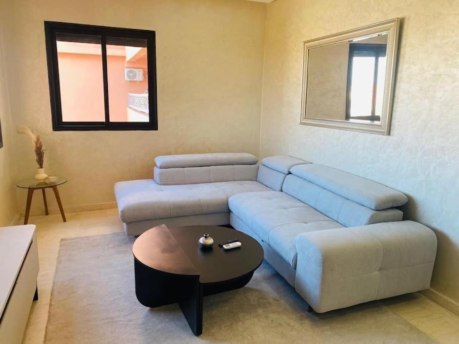 Bel Appart Fonctionnel A Cote De Ctm Hivernage Appartement