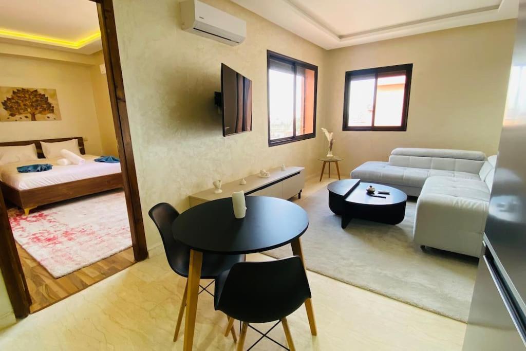 Bel Appart Fonctionnel A Cote De Ctm Hivernage Appartement