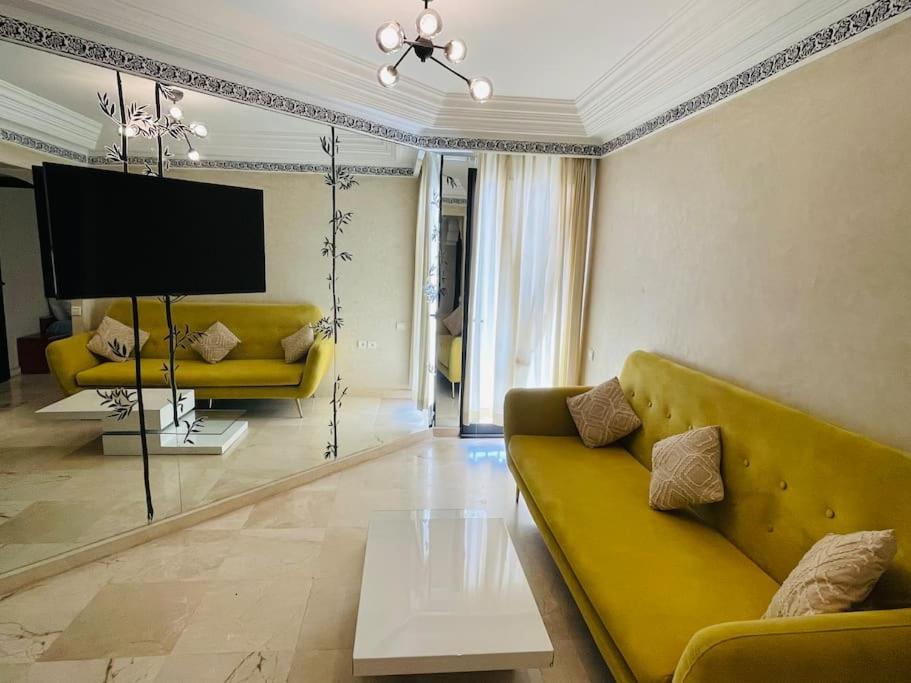 Confort Et Style Chic Avec Piscine Apartment Marrakesh