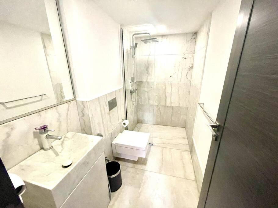 Duplex Moderne 233m2 Dans De Luxe Appartement