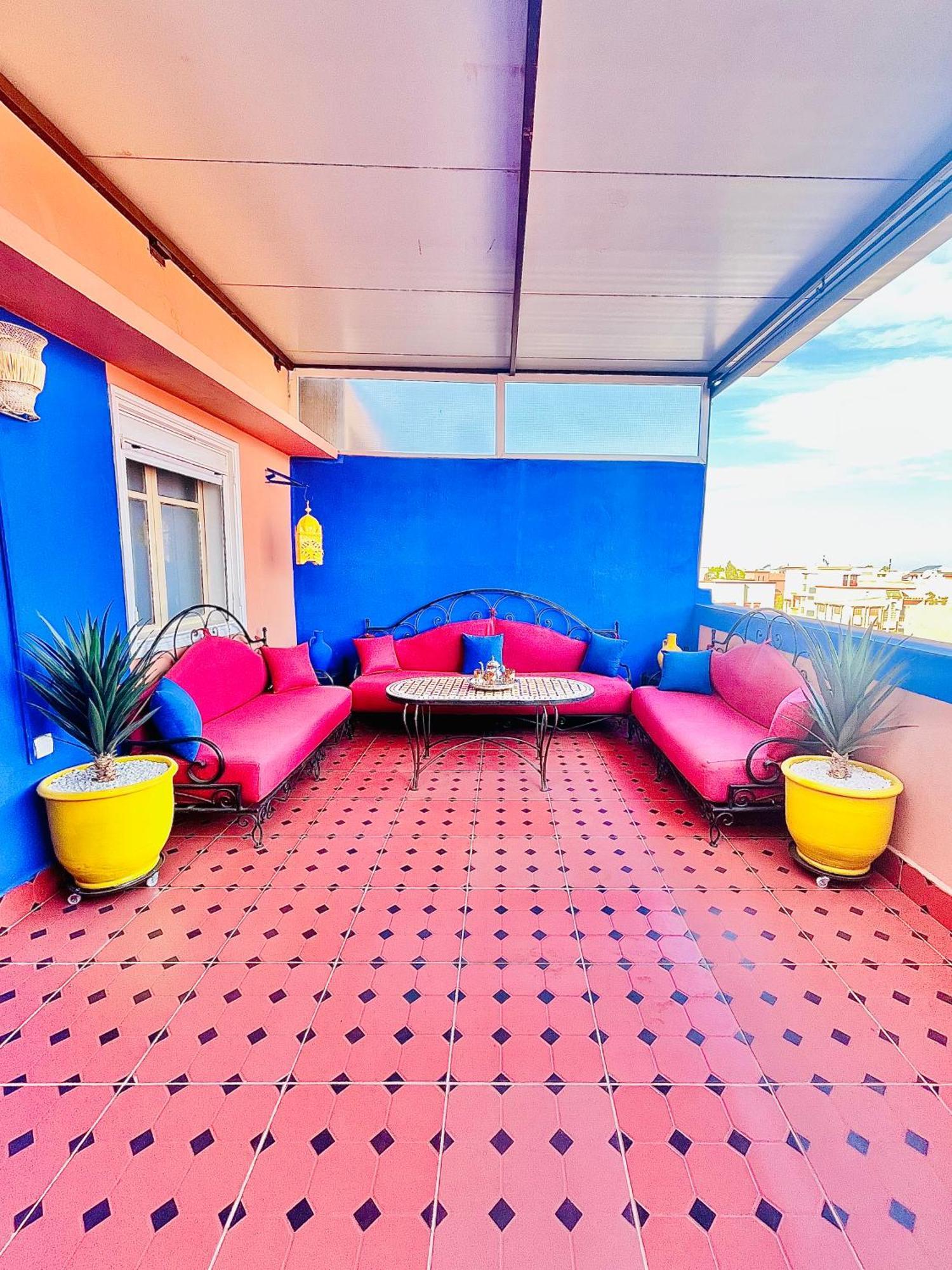 Apartment With Ac And A Nice Private Terrace Appartement Climatise Avec Une Jolie Terrasse Privee