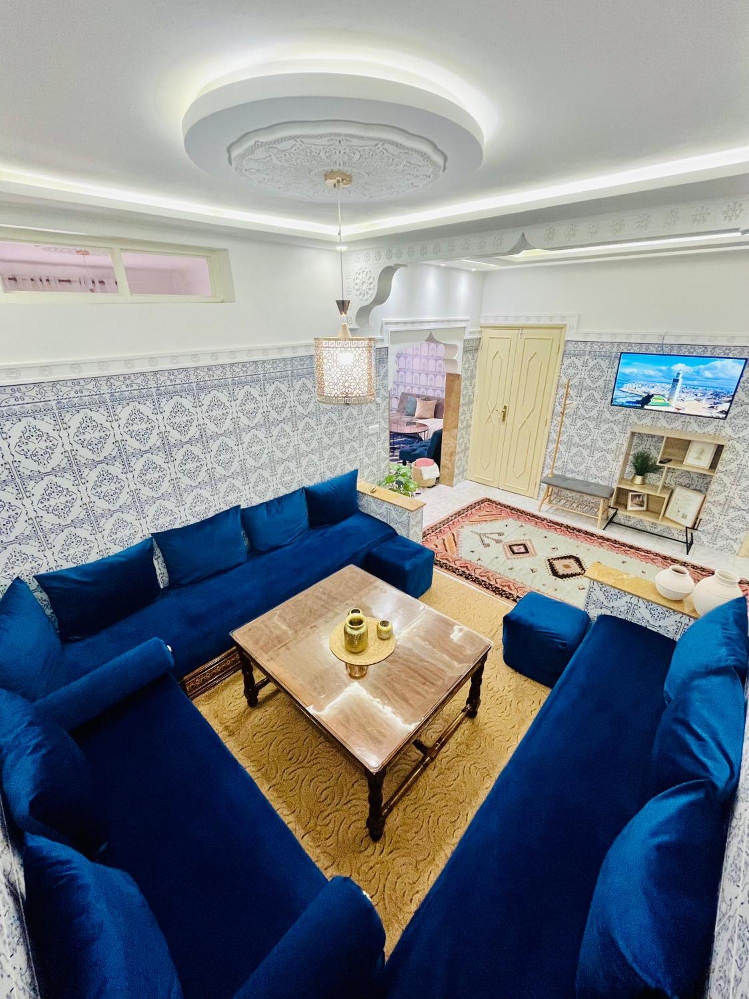 Appartement Apartment With Ac, Patio And Rooftop Appartement Climatise Avec Patio Et Toit Terrasse Marrakesh