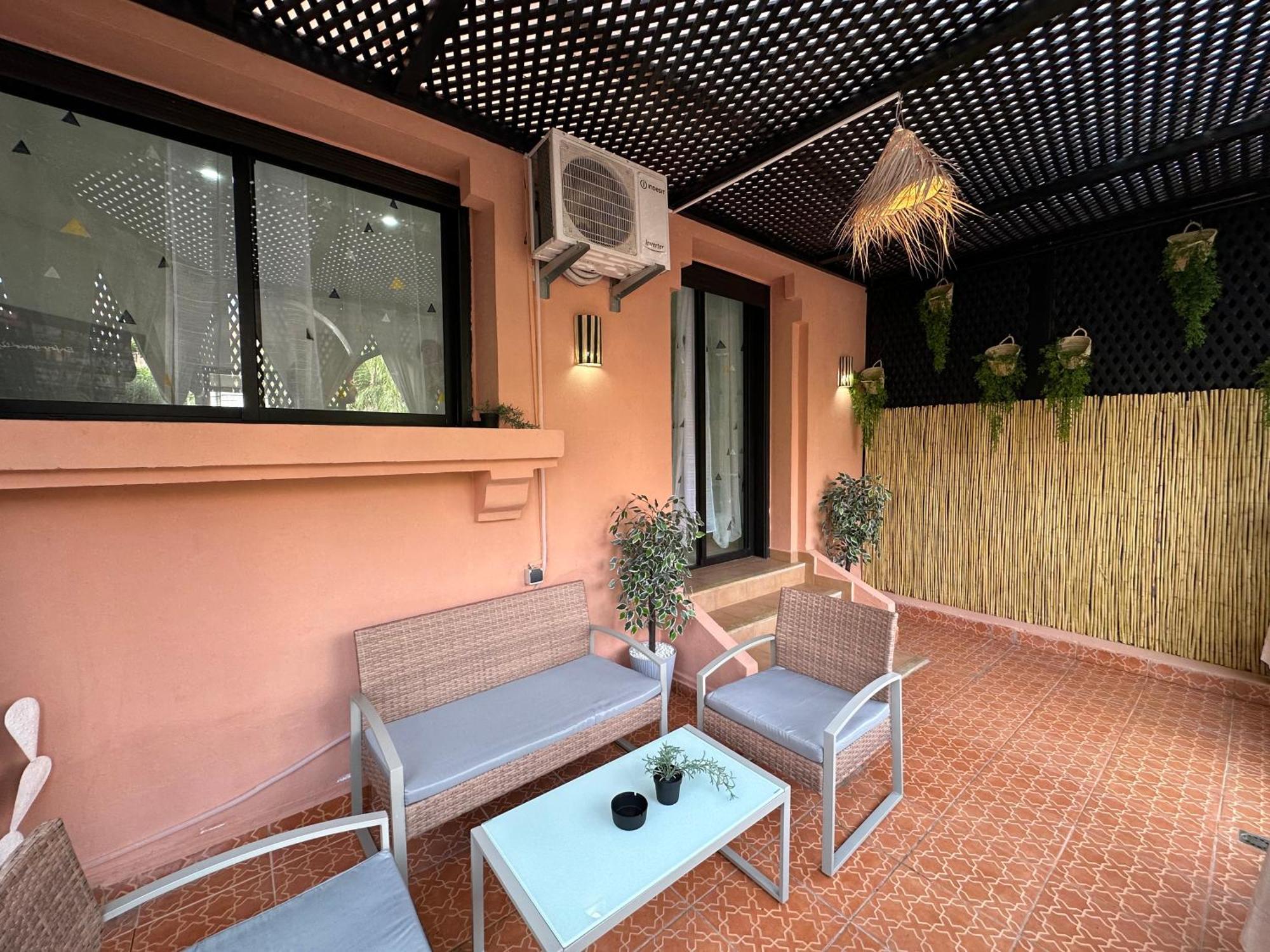 Oasis De Detente Avec Terrasse Et Vue Sur Piscine Appartamento Marrakesh