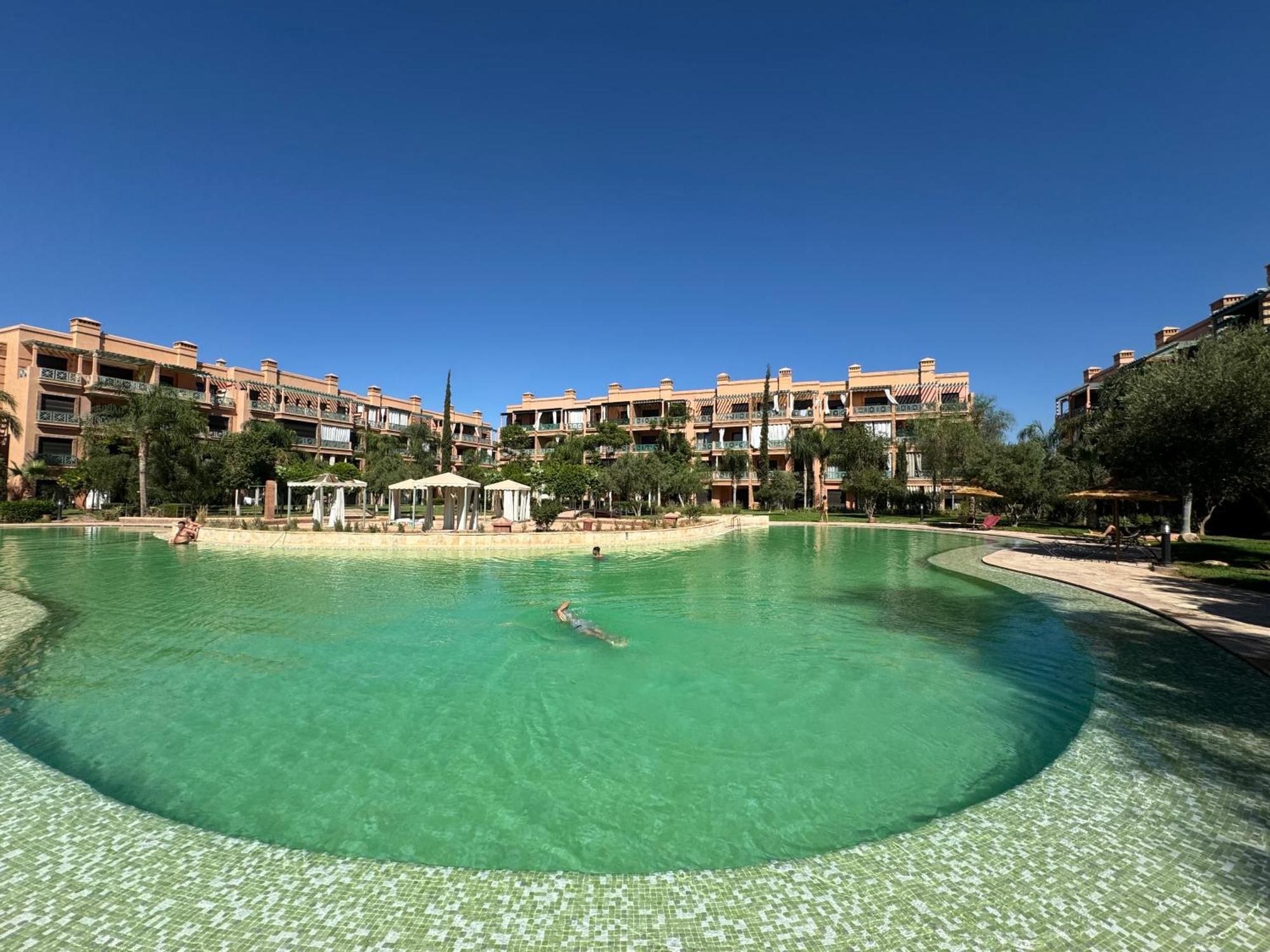 Piscine Appartement *