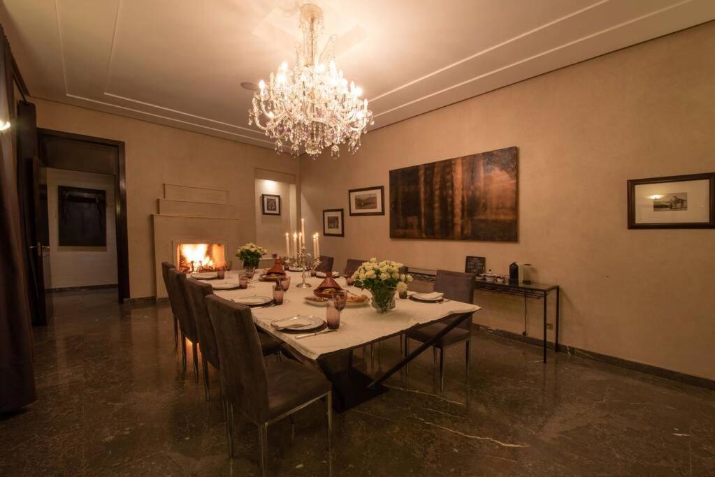 Exceptional On 10,000 Meter Square With Heated Pool Villa Marrakesh