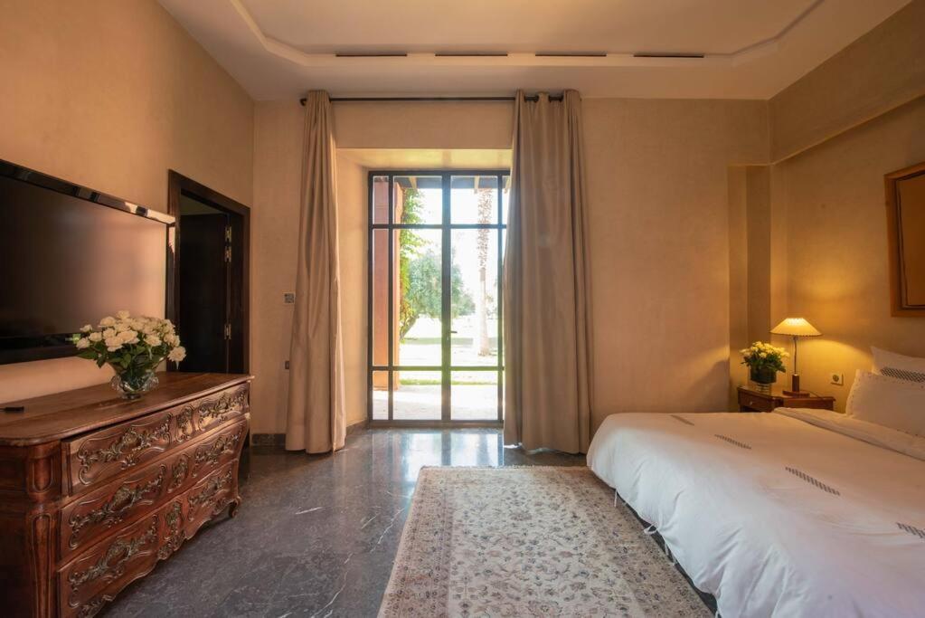 Exceptional On 10,000 Meter Square With Heated Pool Villa *