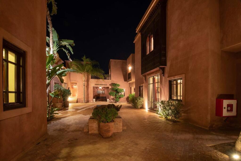 Villa Exceptional On 10,000 Meter Square With Heated Pool Marrakesh