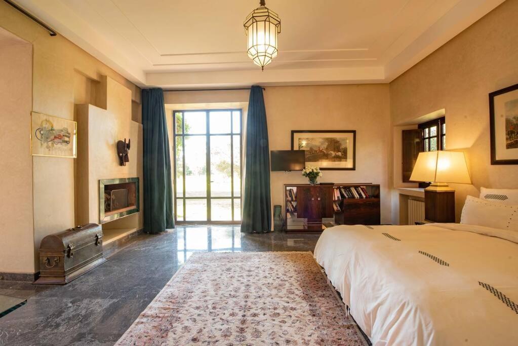 Exceptional On 10,000 Meter Square With Heated Pool Villa *