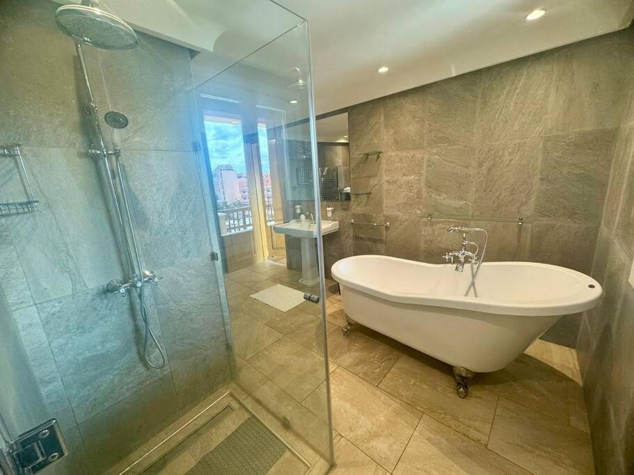 Apartment Marrakech Plaza 2 Sur 230m *