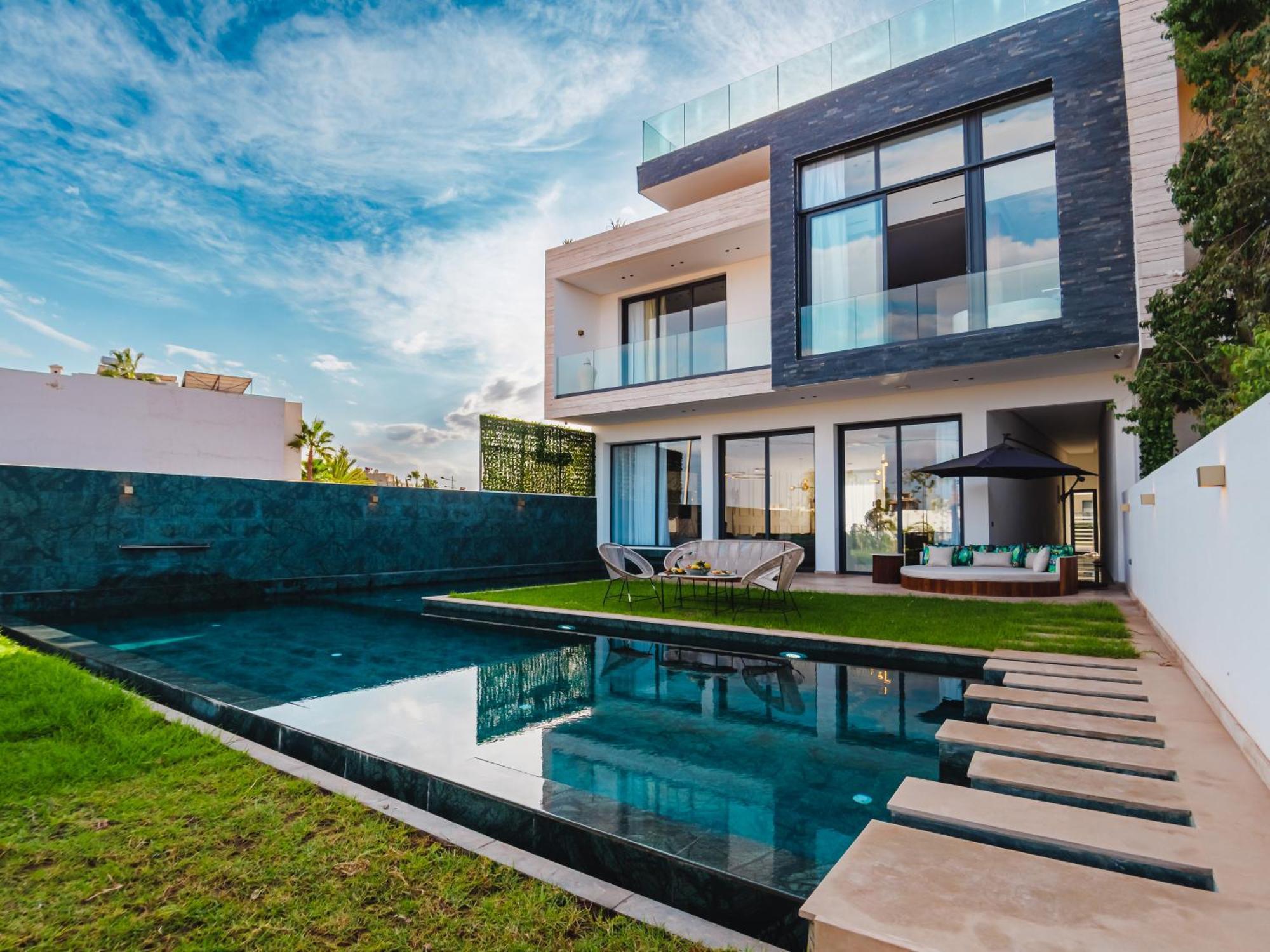 Villa Five-star Family In Marrakech - A Luxury Getaway For Families Only Marrakesh