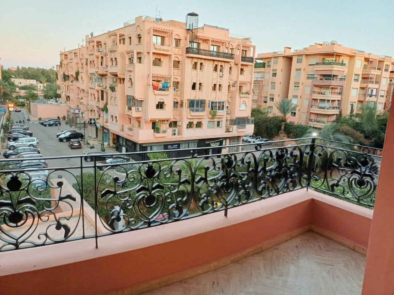 Apartment Youssef Reservee Aux Familles *