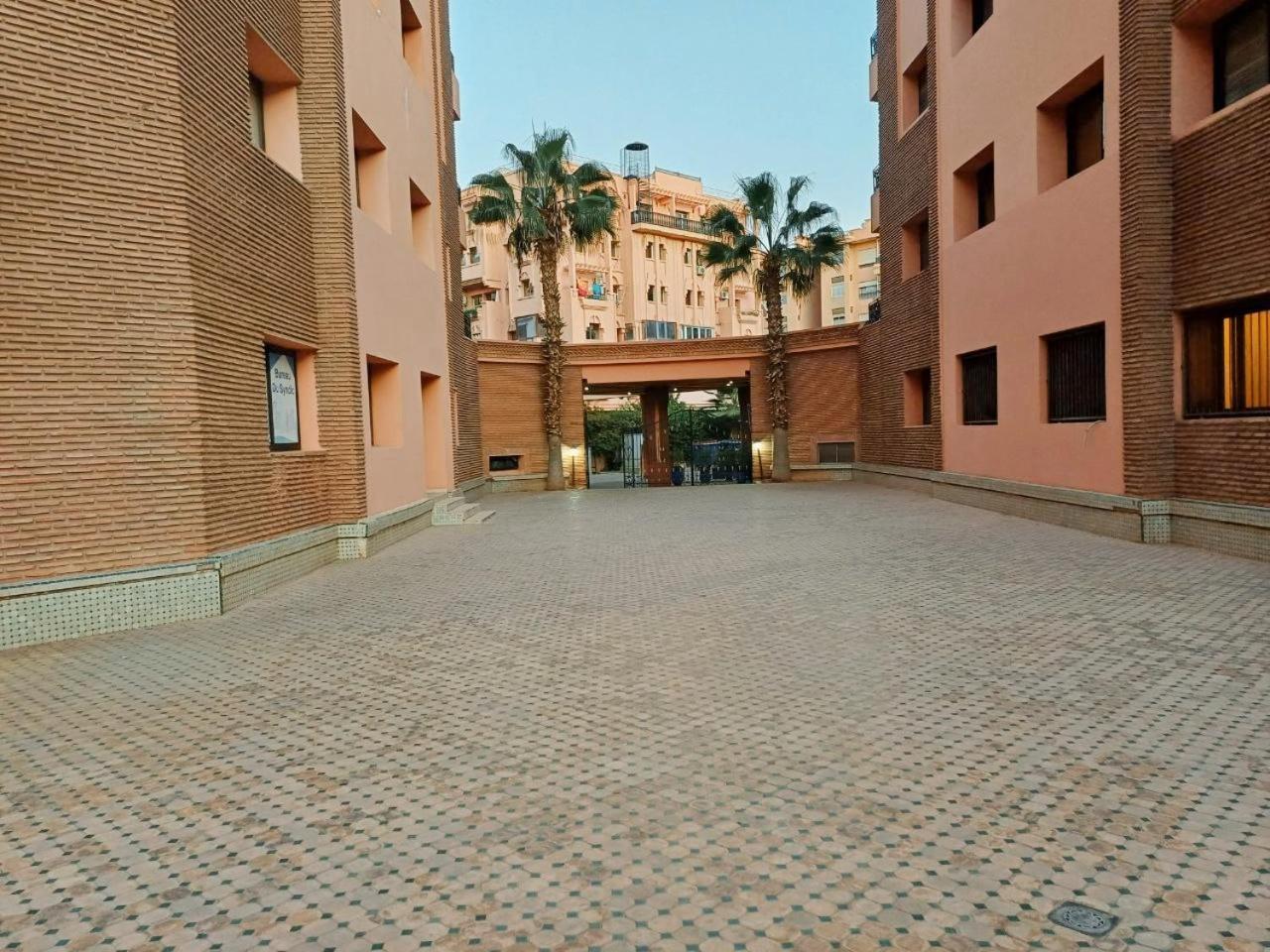Youssef Reservee Aux Familles Apartment