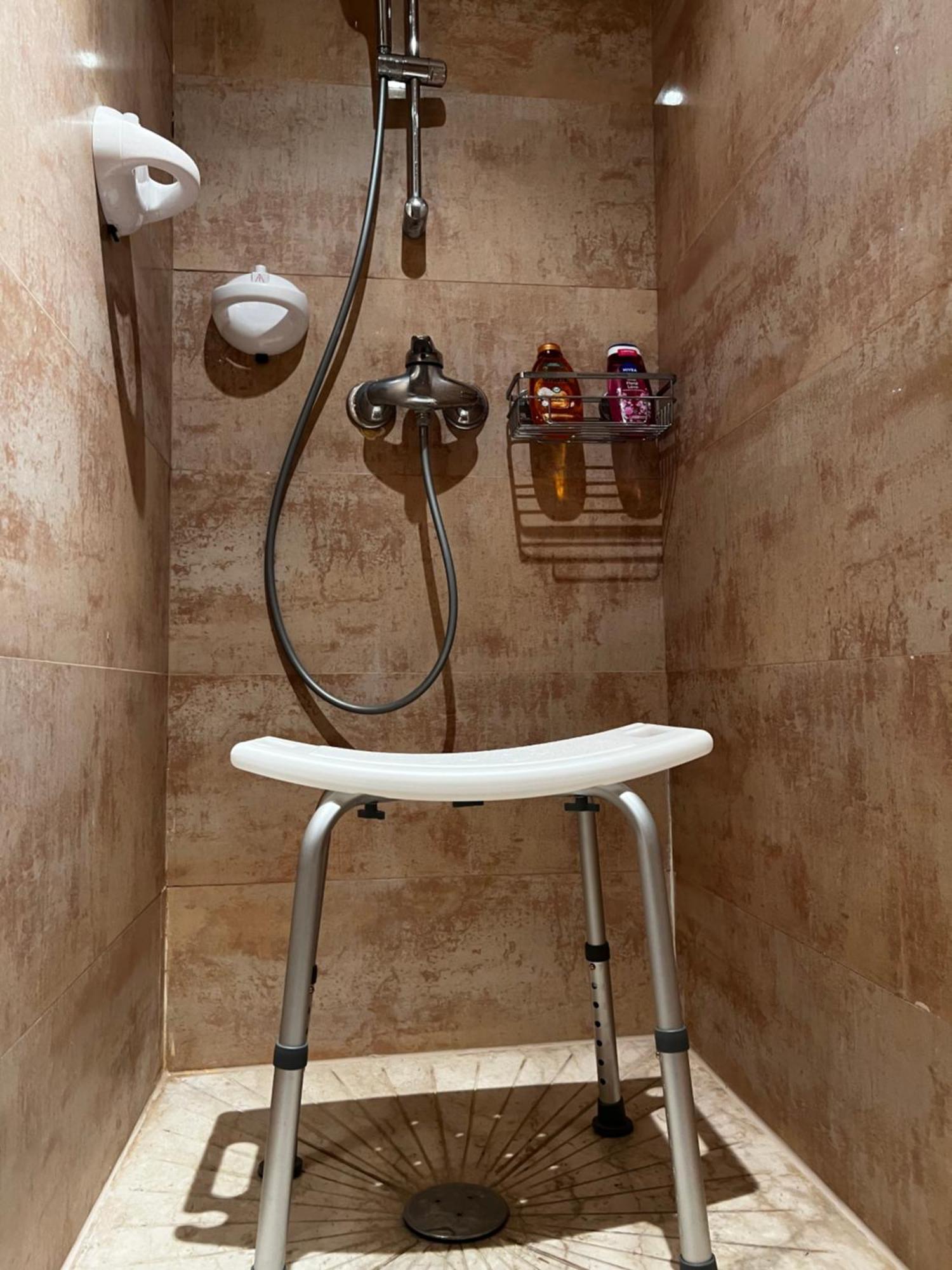 Apartment Schone Ferienwohnung: Poolblick Und Terrasse Nahe Majorelle Garden Marrakesh