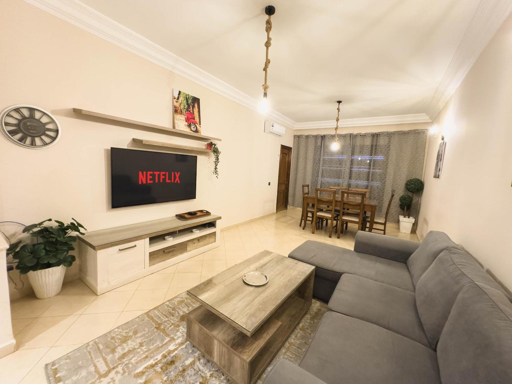 Apartamento Localisation, Neuf, Piscine Et Vue Balcon