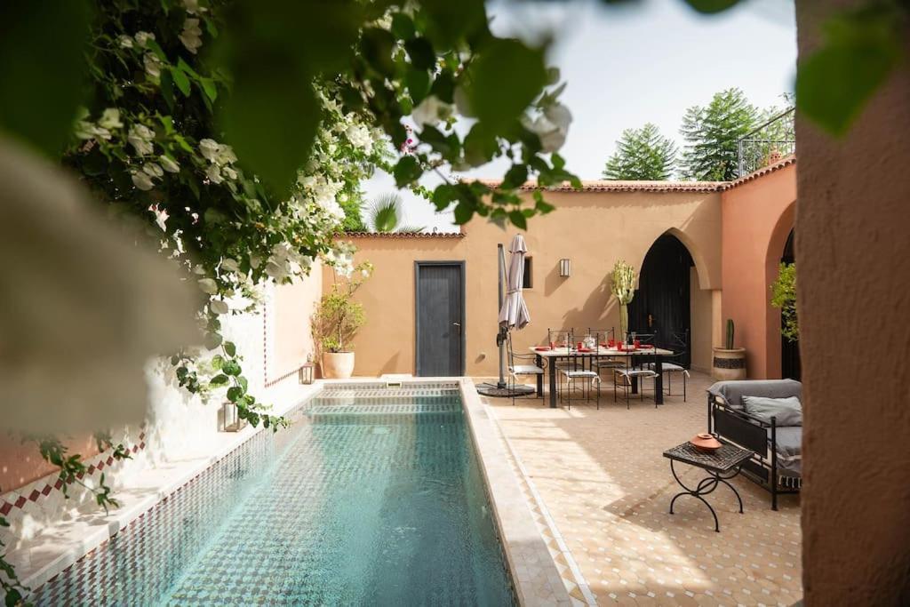 Charmante Avec Piscine Privee A 10 Min Du Centre De Marrakech Villa *