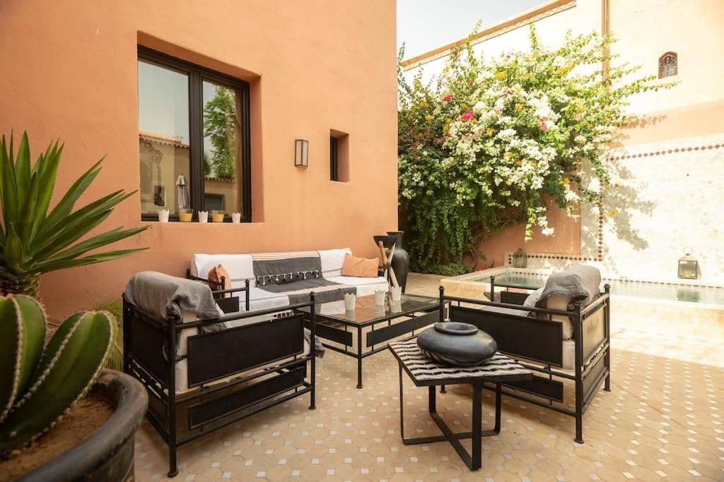 Villa Charmante Avec Piscine Privee A 10 Min Du Centre De Marrakech *