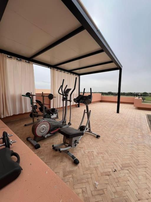 Hm50 L En Front De Golf Piscine & Jacuzzi *