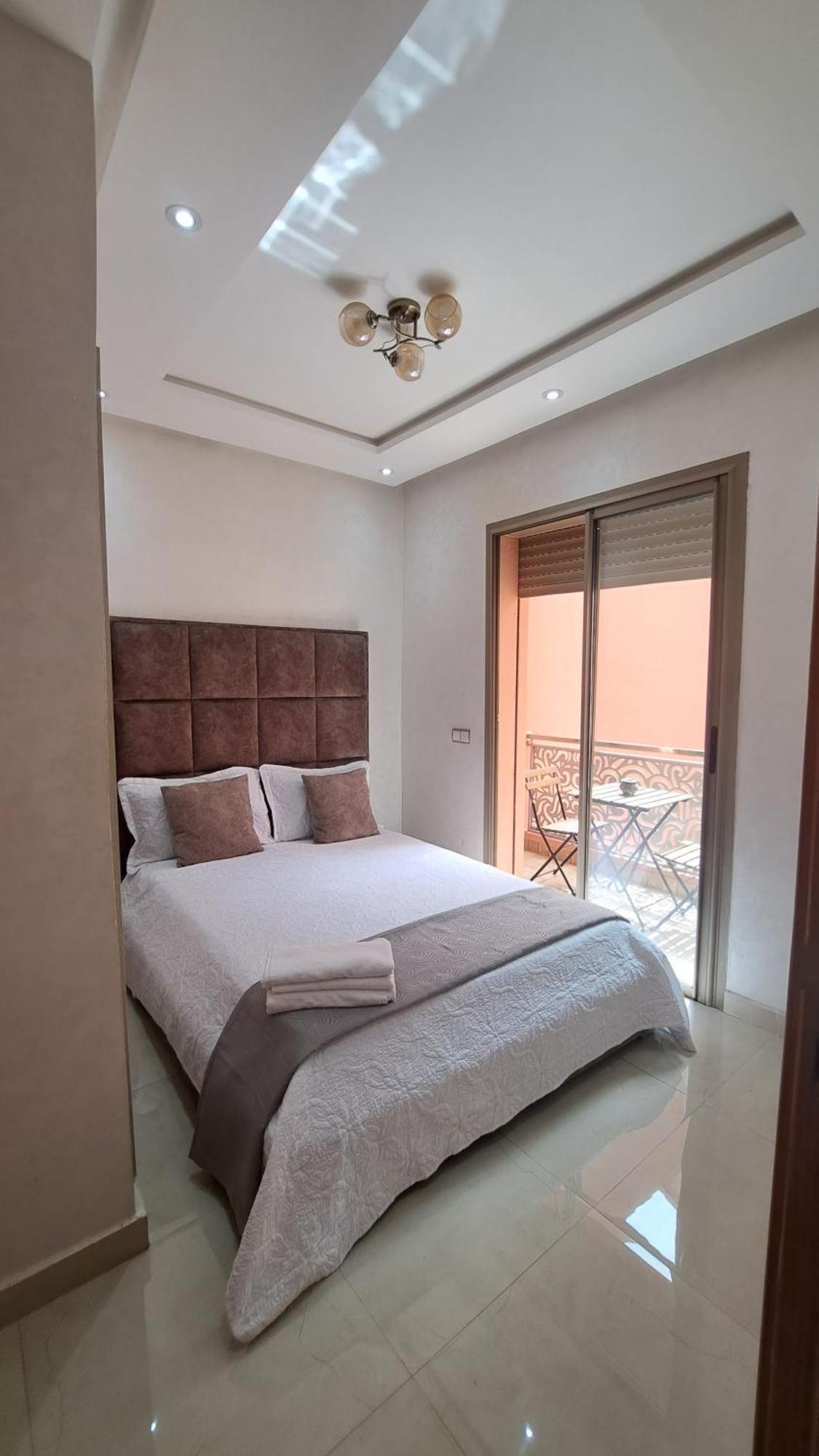 Paisible Situe En Plien De Gueliz Appartement