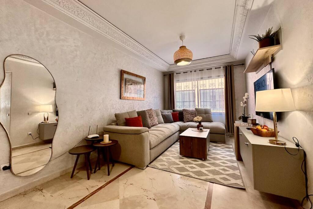 In Centre Of Marrakech Appartement *