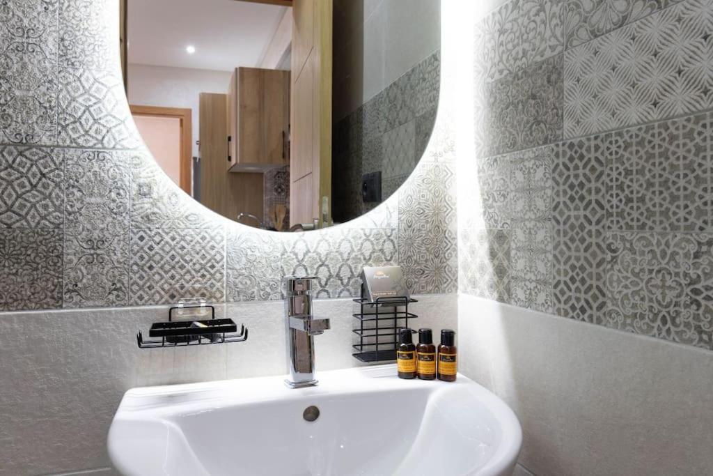 Appartement Moderne A Deux Pas Du Coeur De La Marrakesh