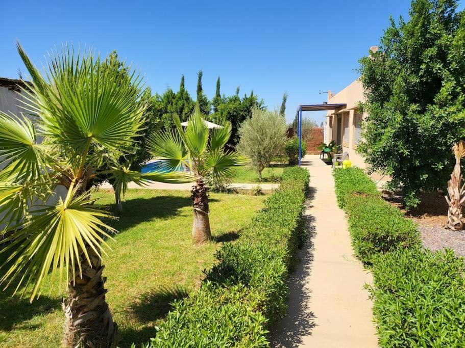 Privee 1 Marrakech Piscine Chauffee En Option Sans Vis-a-vis Pour Famille Et Couple Marie Uniquement * Marrakesh