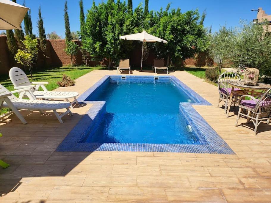 Privee 1 Marrakech Piscine Chauffee En Option Sans Vis-a-vis Pour Famille Et Couple Marie Uniquement Villa *