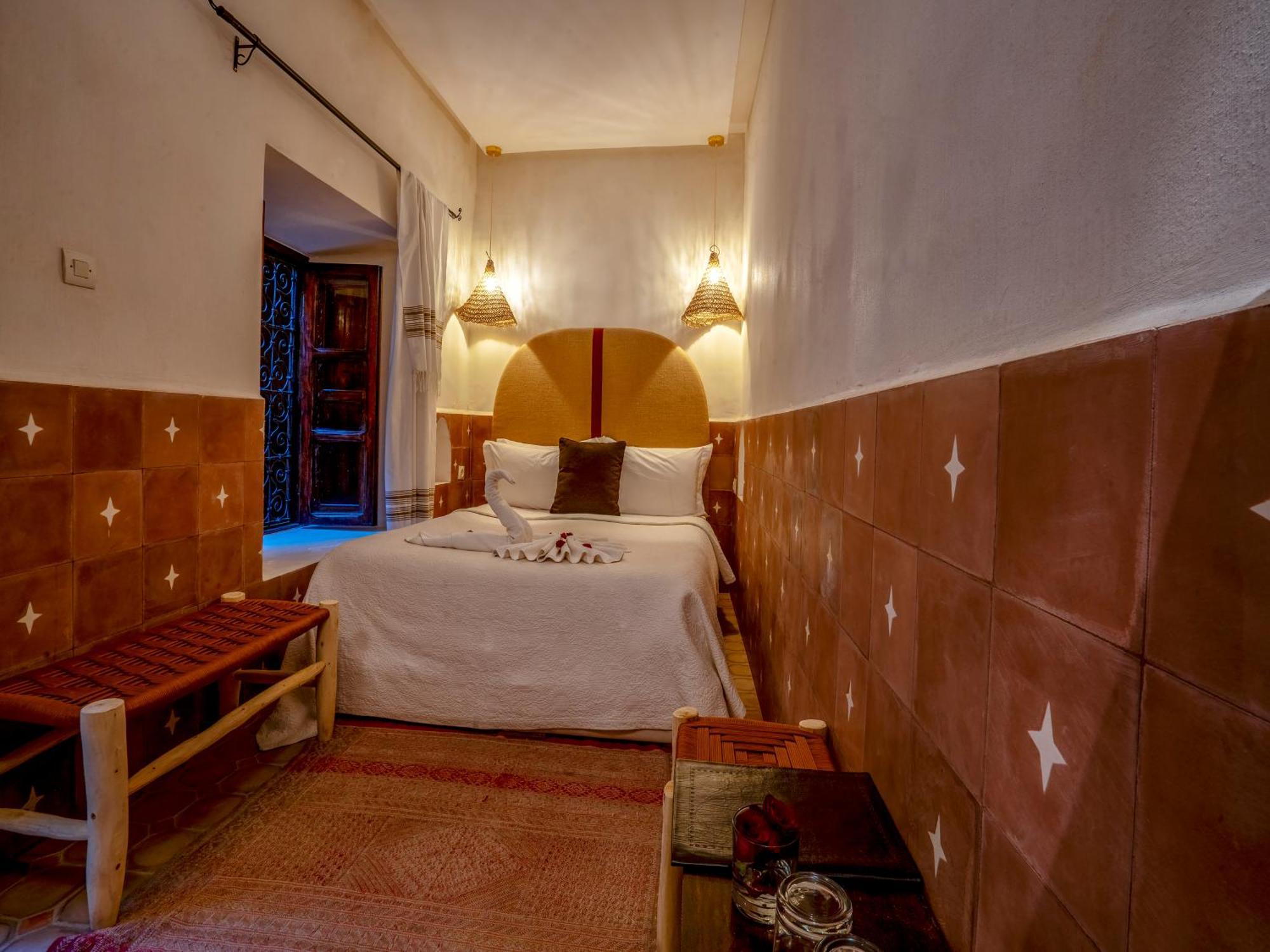 Maialou Guest house 4*