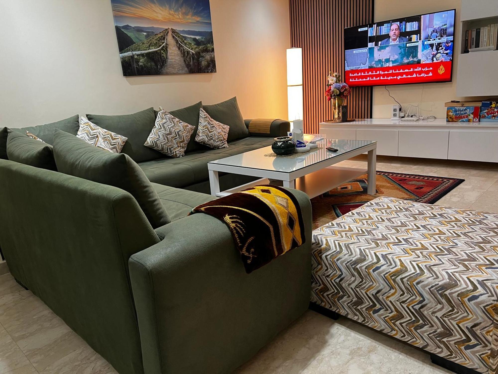 Schone Ferienwohnung: Poolblick Und Terrasse Nahe Majorelle Garden Apartment