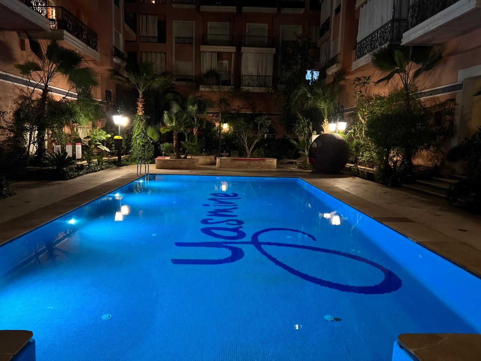 Apartment Schone Ferienwohnung: Poolblick Und Terrasse Nahe Majorelle Garden Marrakesh