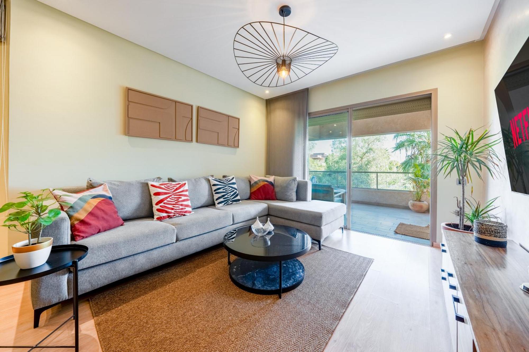 Stylish With 3bedrooms In Prestigia Appartement *