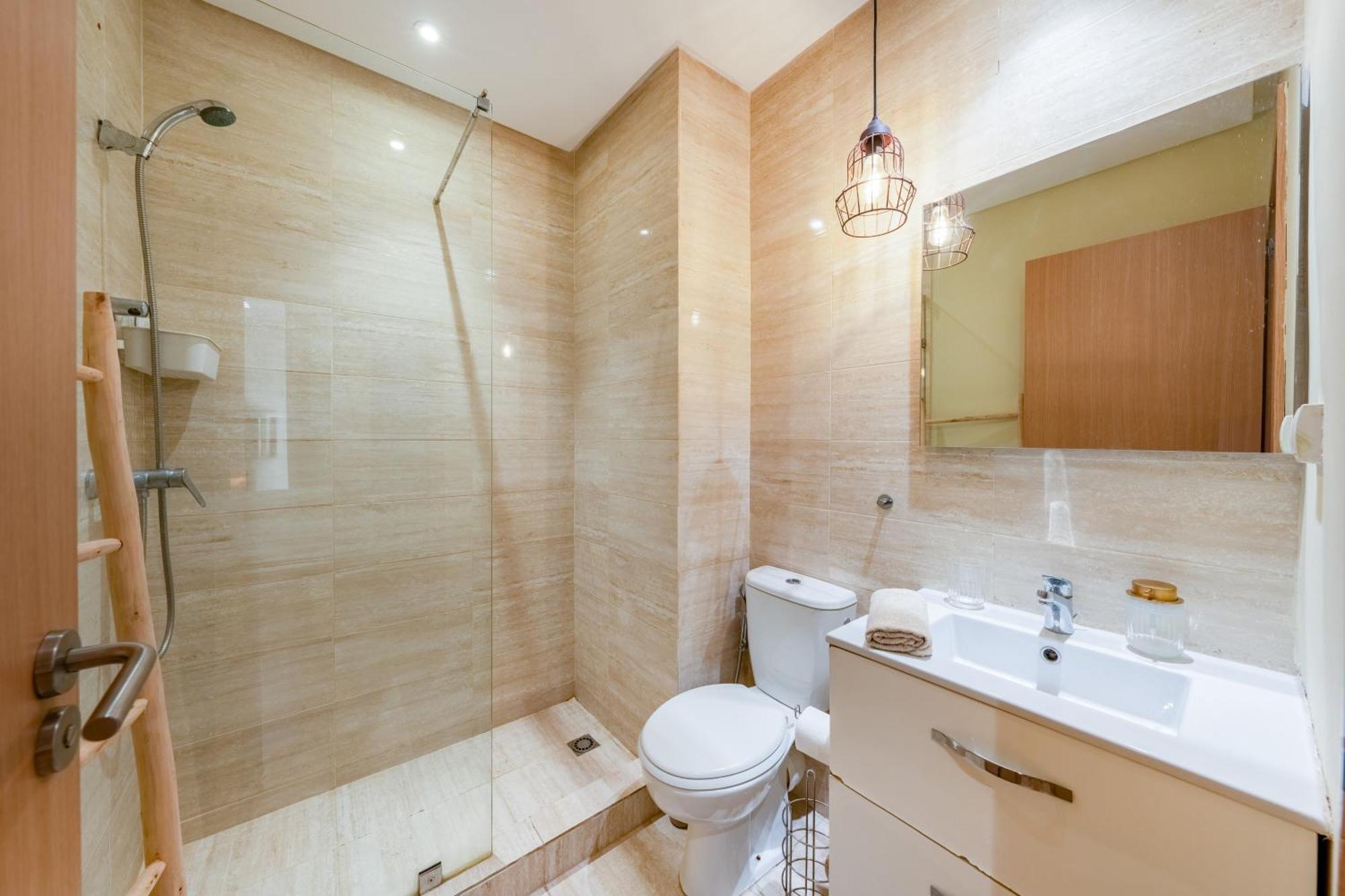 Stylish With 3bedrooms In Prestigia Appartement *