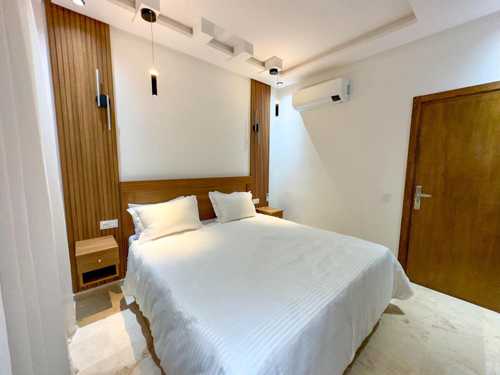 Location, Neuf, Piscine & Comfort *