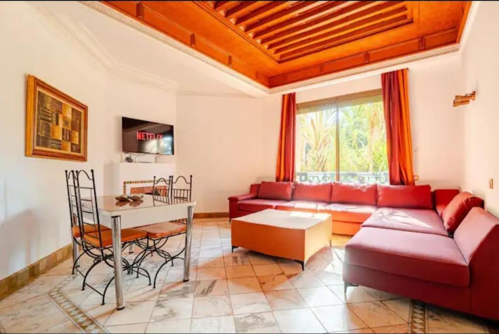Naturalapartmentlarge Pool Appartement *