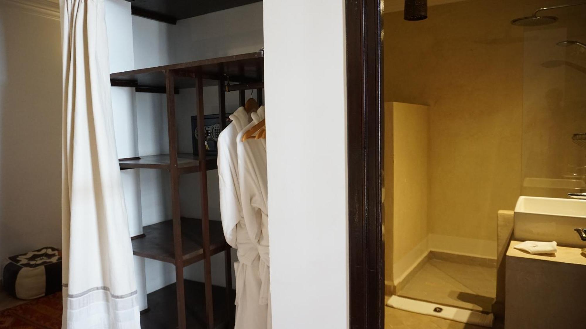 Hotel Kale Polis 4*