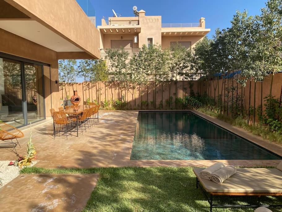 Villa Sublime Avec Ascenseur Piscine Chauffee *