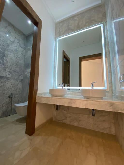 Villa Sublime Avec Ascenseur Piscine Chauffee