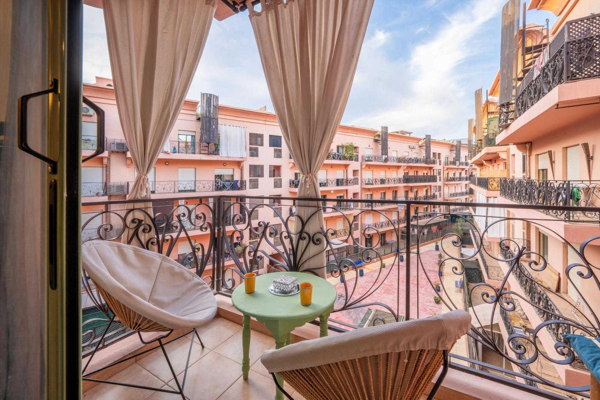 Cozy And Practical In Majorelle - Pool Appartement