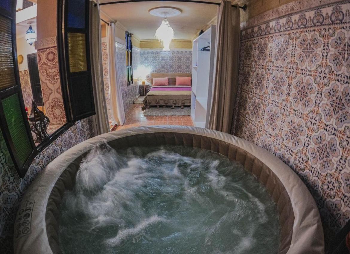 Msholidays - Privatisé Jusqu'à 8 Personnes - Jacuzzi