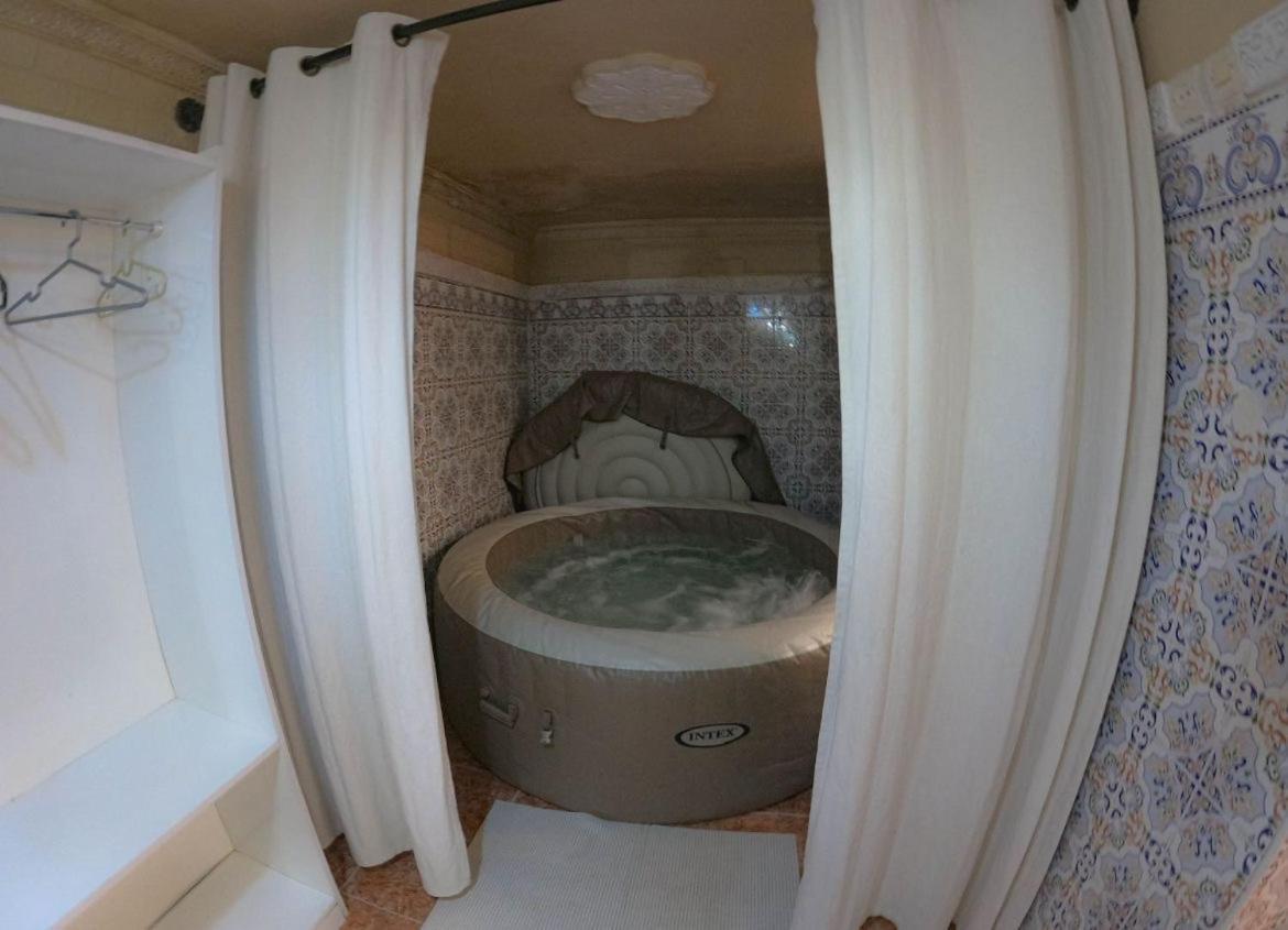 Msholidays - Privatisé Jusqu'à 8 Personnes - Jacuzzi