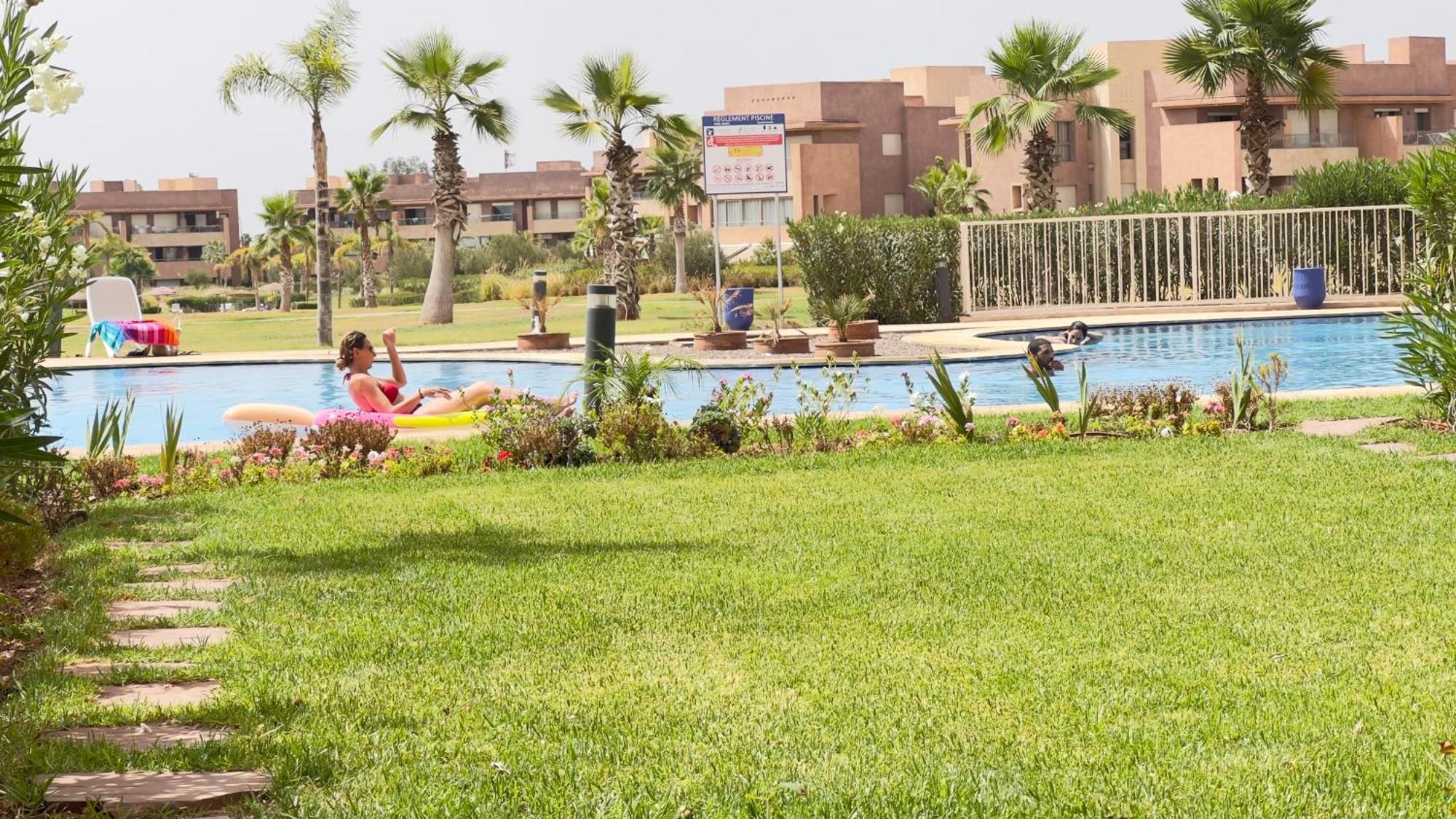 Prestigia,golf, Lux Rez-de-chaussee, Jardin En Face De La Piscine Et Golf Ideal Pour Passer Des Bons En Famille