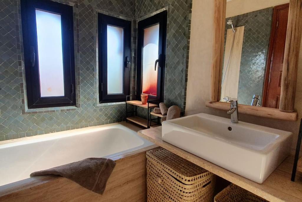 Villa Avec Piscine Chauffee En Option Palmeraie *