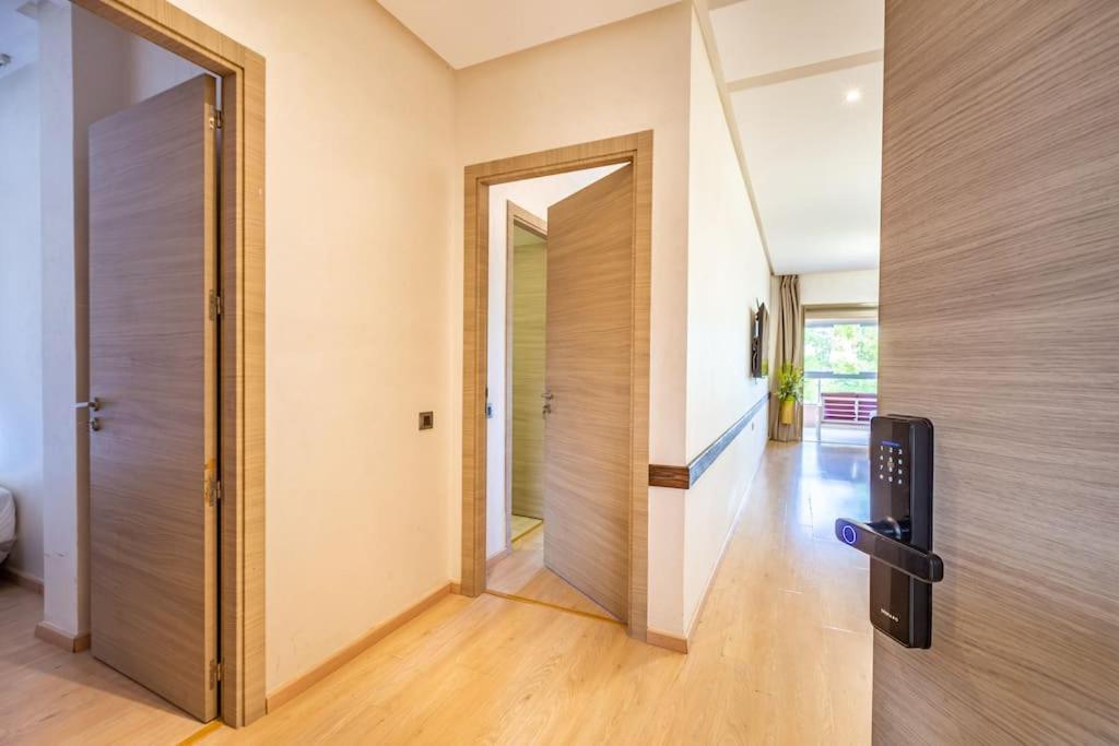 Stunning Prestigia Escape Poolside Views Appartement *