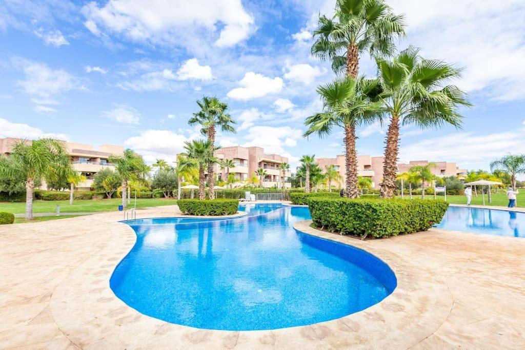 Stunning Prestigia Escape Poolside Views Appartement *