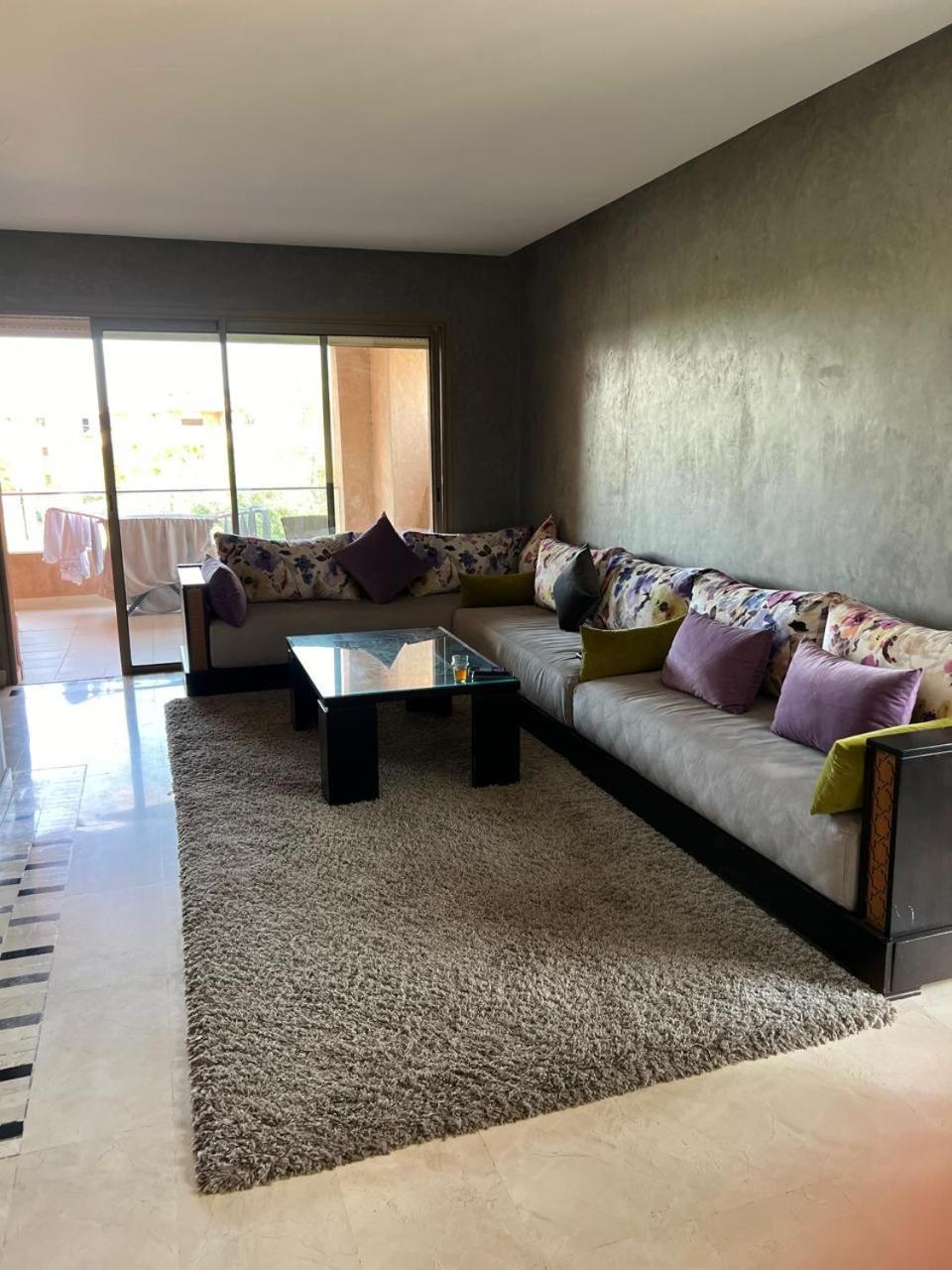 De Luxe Prestigia