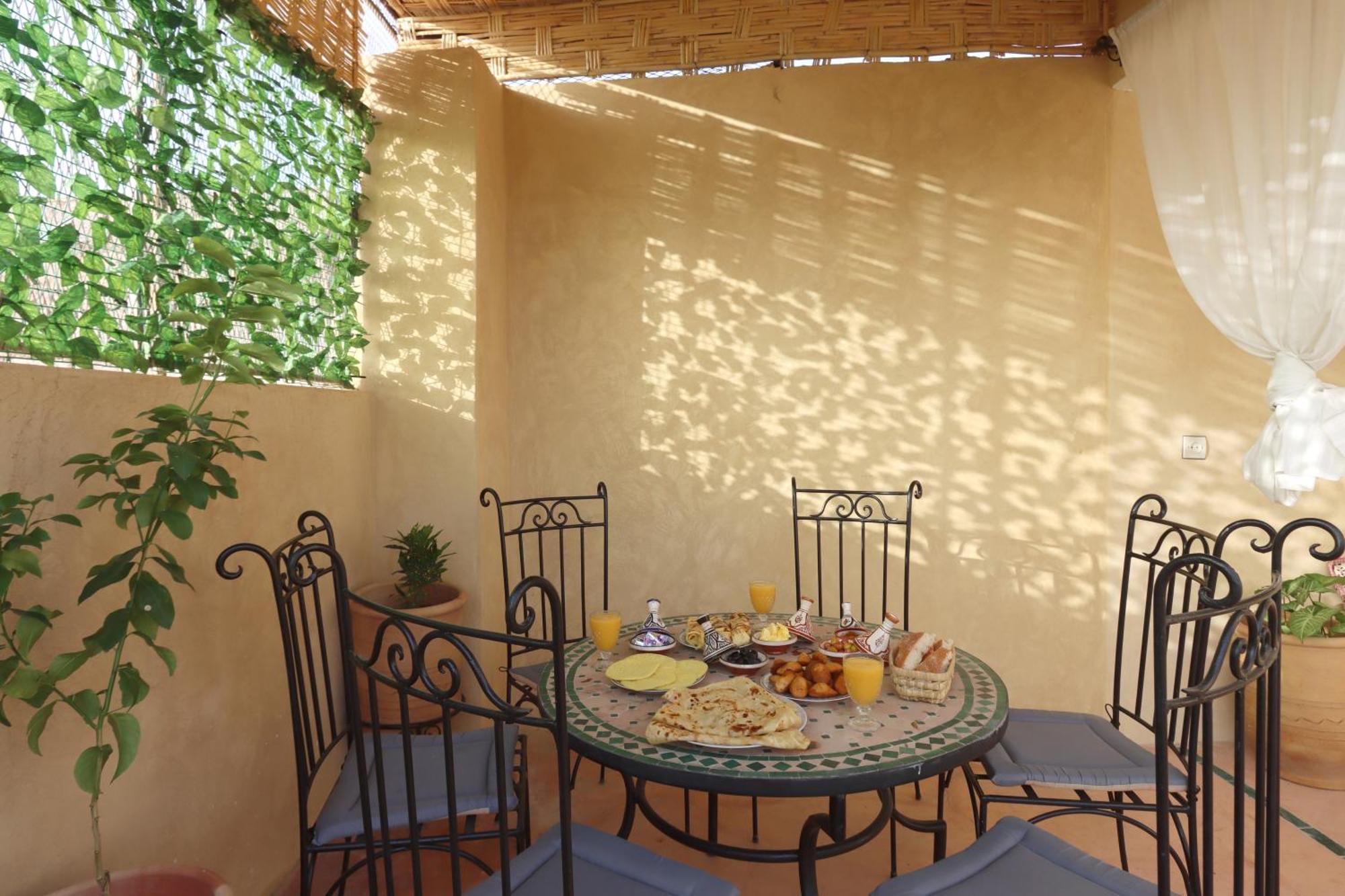Bahia Bensaleh Apartment