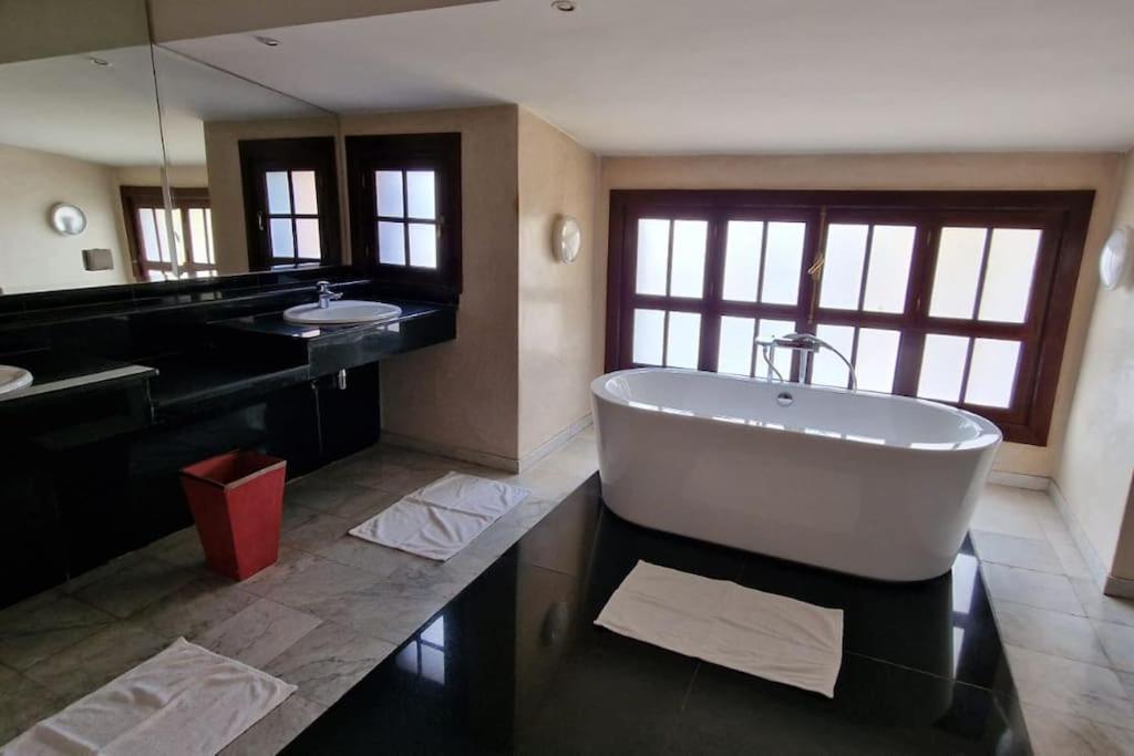 Villa Jowehara Palmeraie Marrakech *
