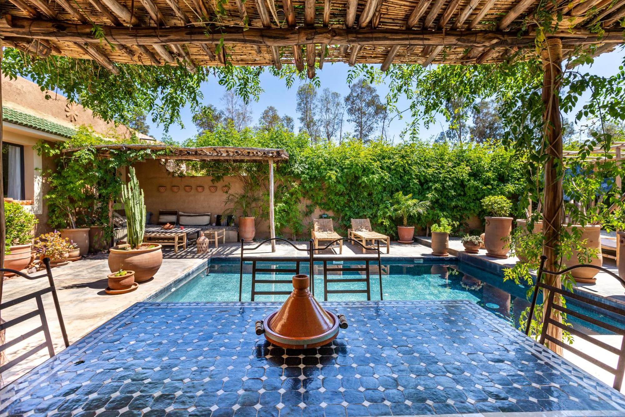 Villa Cute And Private - 10mn From Dowtown - Fiber *