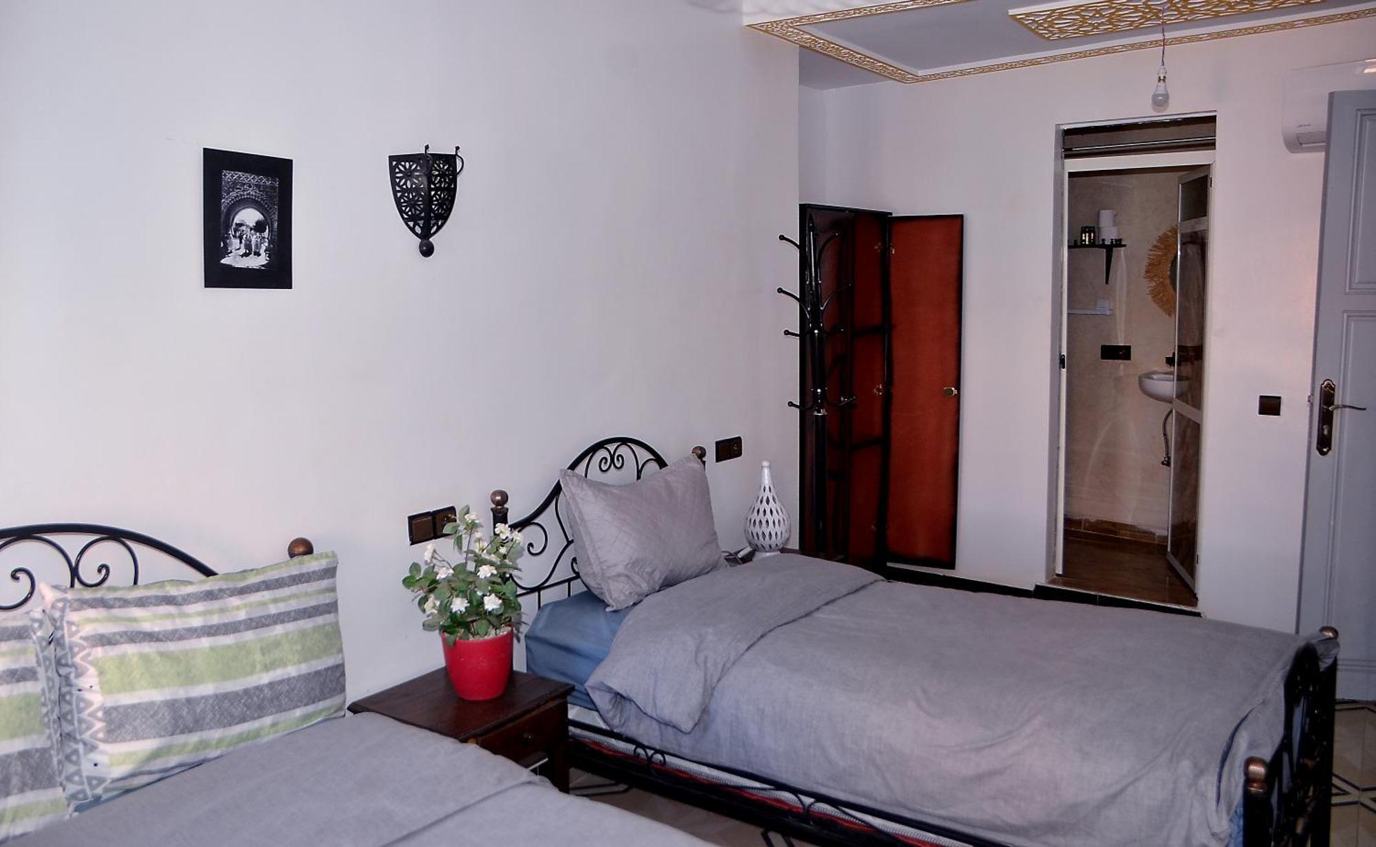 Araf House